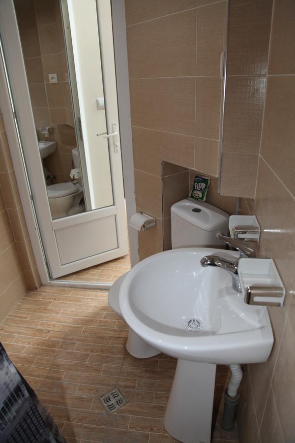 Ferienwohnung Liberty Square Sent2 Tbilisi Exterior foto